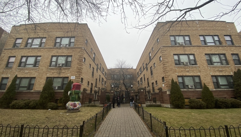 N Magnolia exterior and walk way