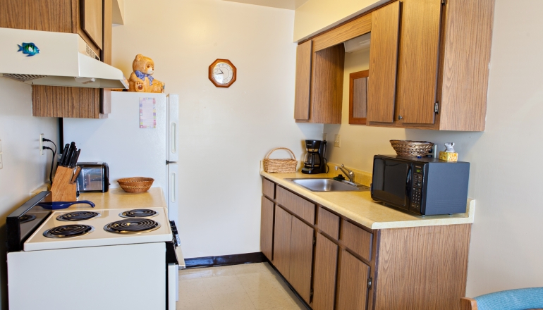 Highland Meadows unit kitchen