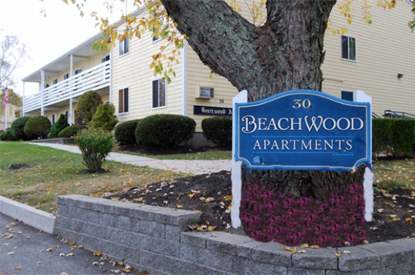 Beachwood signage and exterior