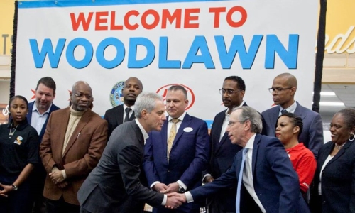 Mayor Emanuel and Aaron Gornstein shaking hands