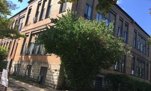 Affordable housing group buys Burnham Manor, Schoolhouse apartment buildings in Elgin for $11.1M